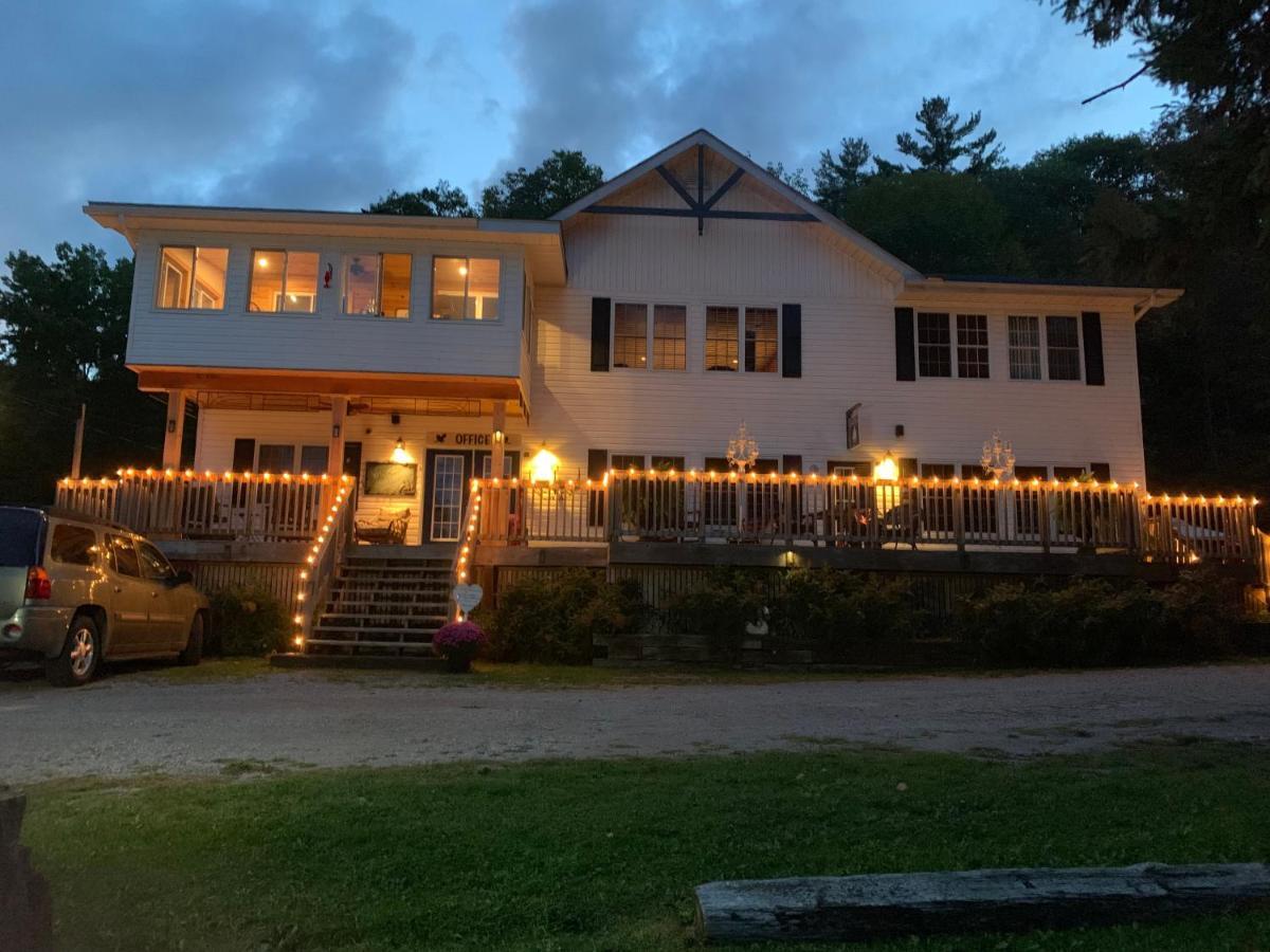 Little Hawk Resort & Marina Algonquin Highlands Exterior foto